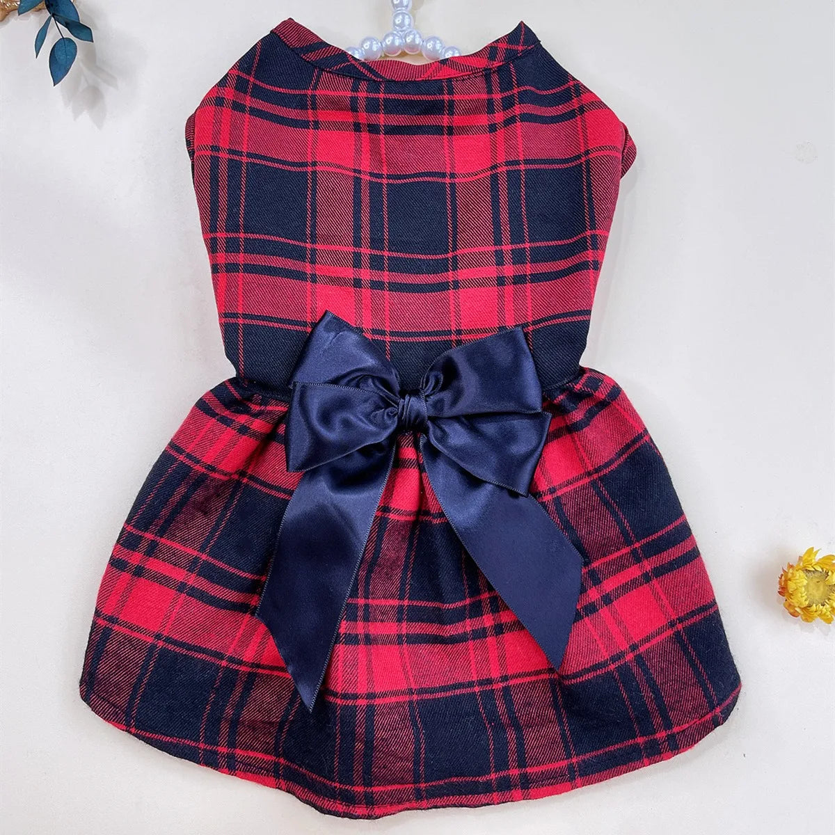 Cat and Dog Clothing, Large Plaid British Style Double-layer Bow Dress Suitable for Wearing Dog Clothing All Year Round, Pet Dog