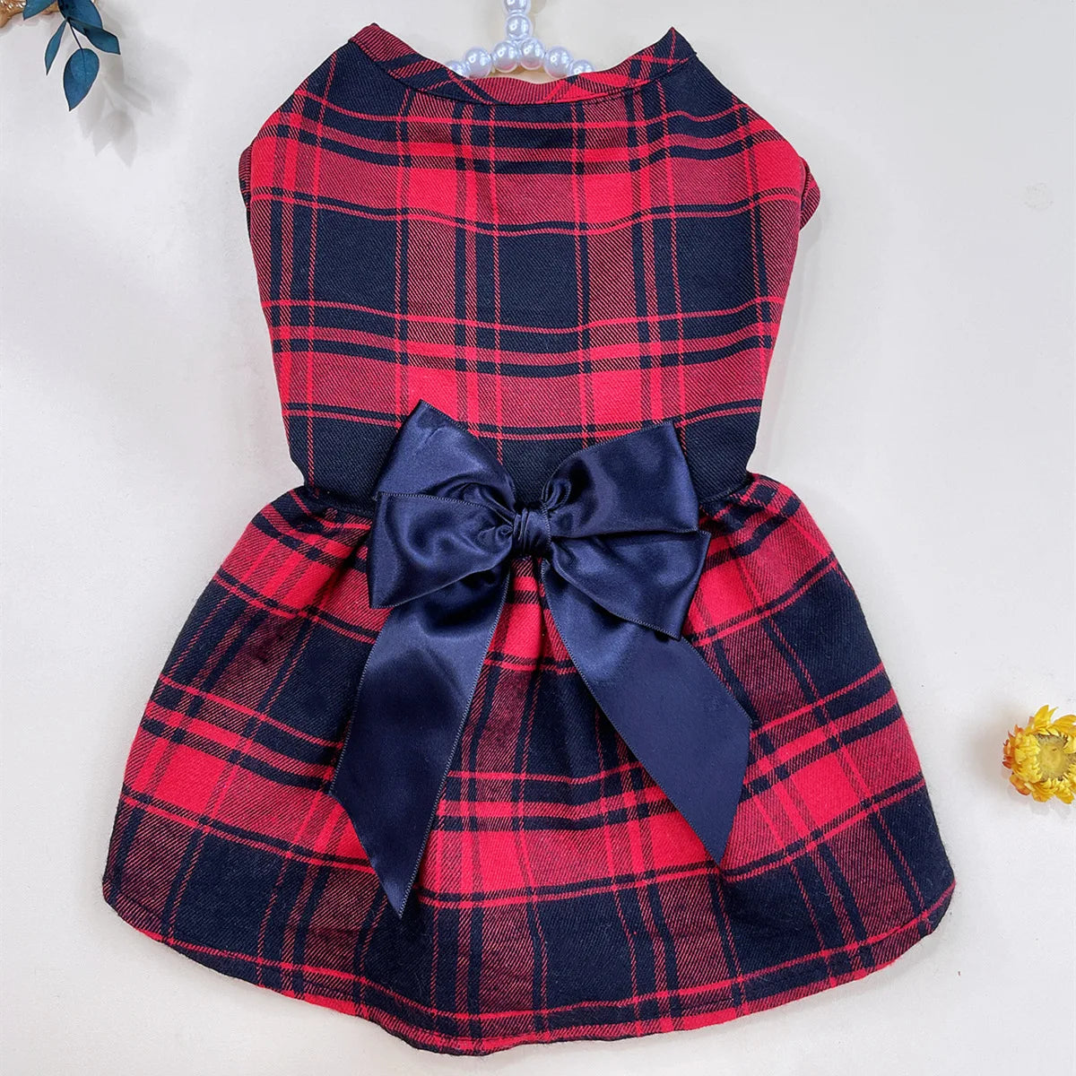 Cat and Dog Clothing, Large Plaid British Style Double-layer Bow Dress Suitable for Wearing Dog Clothing All Year Round, Pet Dog