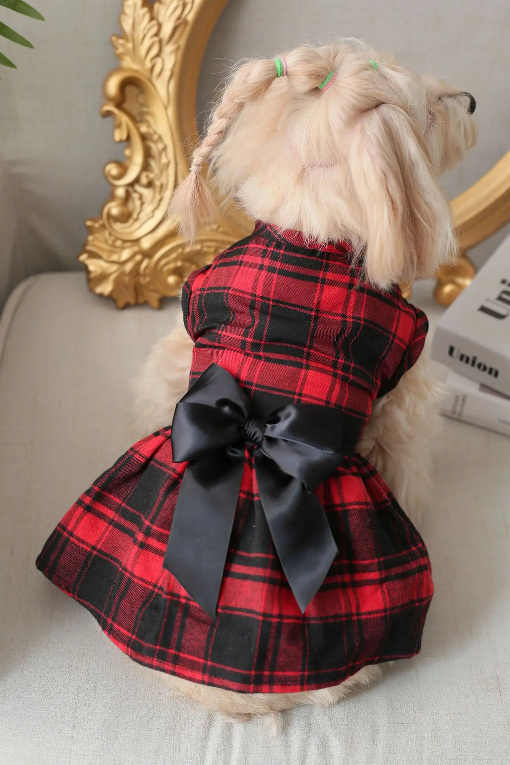 Cat and Dog Clothing, Large Plaid British Style Double-layer Bow Dress Suitable for Wearing Dog Clothing All Year Round, Pet Dog