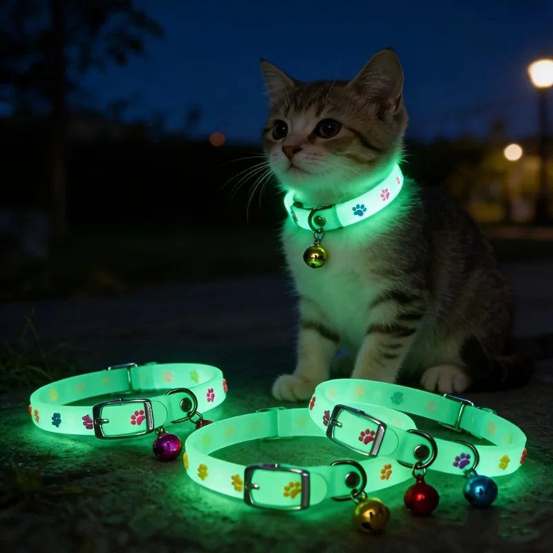 1 collar and 1bell, total of 2 pieces. Cute luminous pet collars for anti-lost safety at night, suitable for small dogs and cats