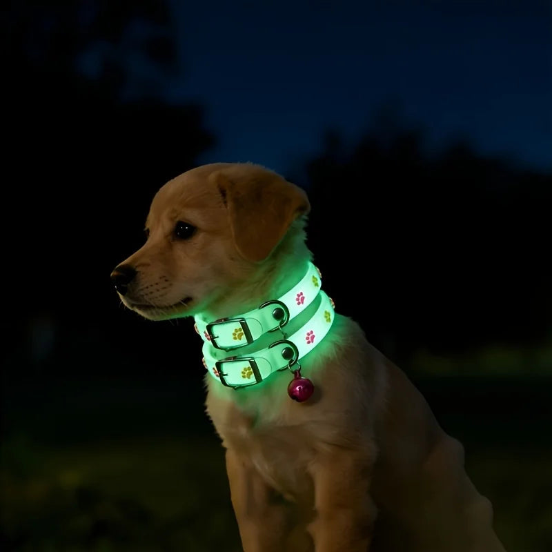 1 collar and 1bell, total of 2 pieces. Cute luminous pet collars for anti-lost safety at night, suitable for small dogs and cats