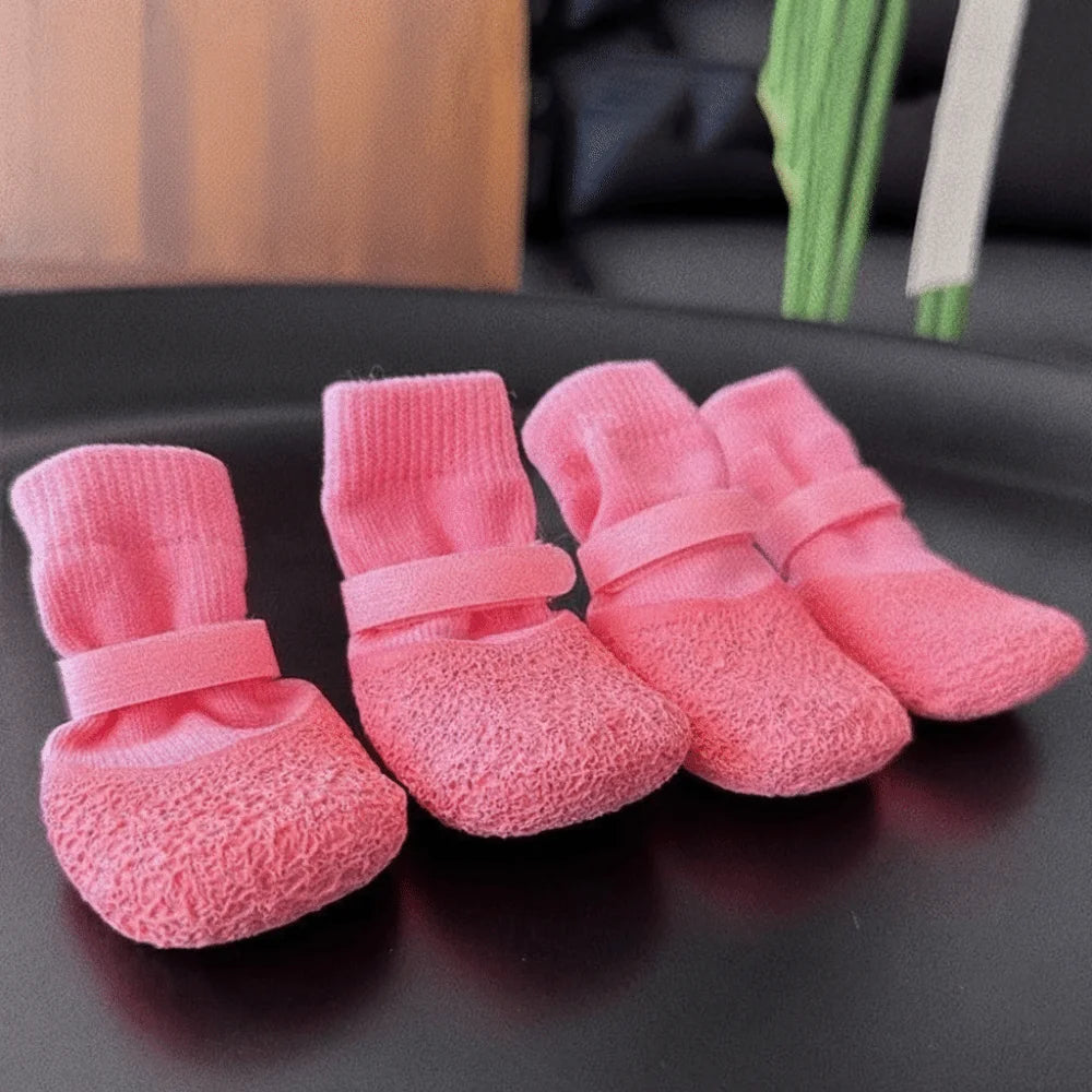 4pcs/set Fashion Adjustable Non-Slip Dog Shoes Wear-Resistant Comfortable Waterproof Dog Boots Breathable Pet Shoes Socks Winter